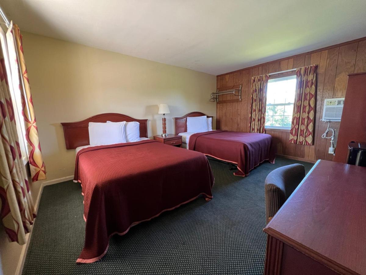 Relax Inn By Oyo Natural Bridge I-81 エクステリア 写真