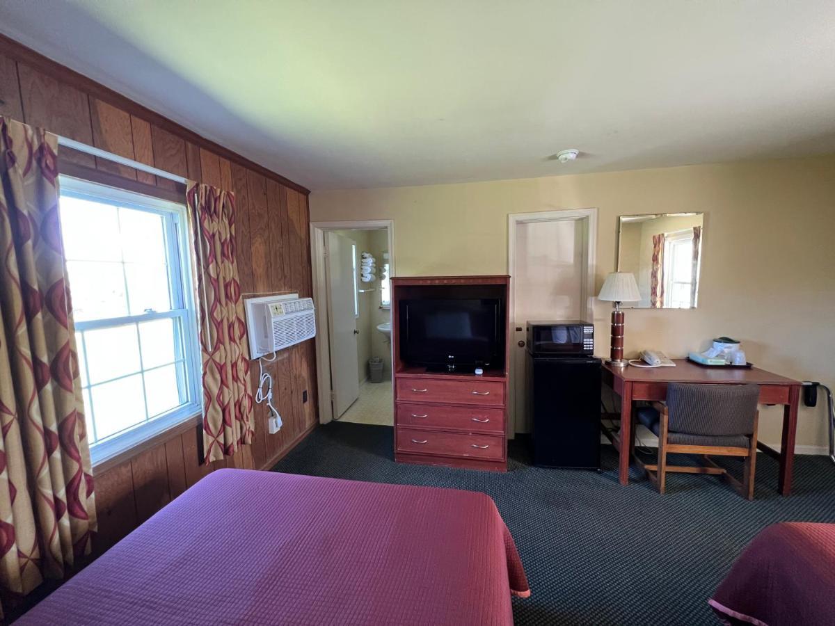 Relax Inn By Oyo Natural Bridge I-81 エクステリア 写真