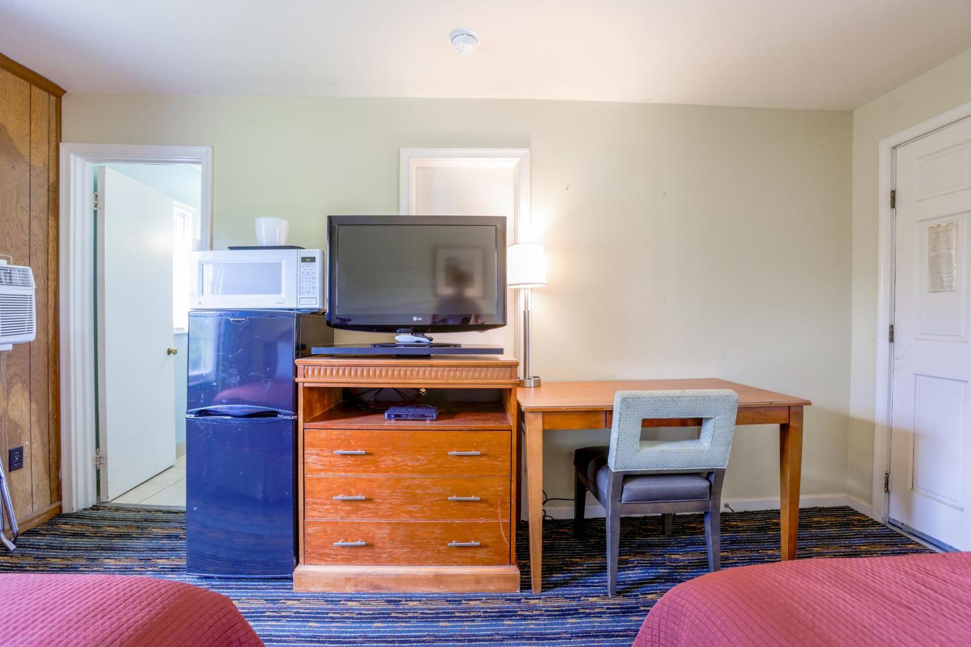 Relax Inn By Oyo Natural Bridge I-81 エクステリア 写真